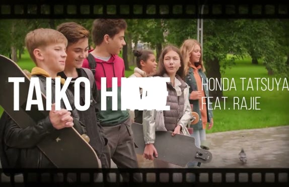 ビデオ 動画を再生